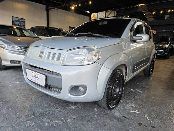 FIAT UNO 1.0 EVO VIVACE 8V FLEX 4P MANUAL FIAT UNO 1.0 EVO VIVACE 8V FLEX 4P MANUAL